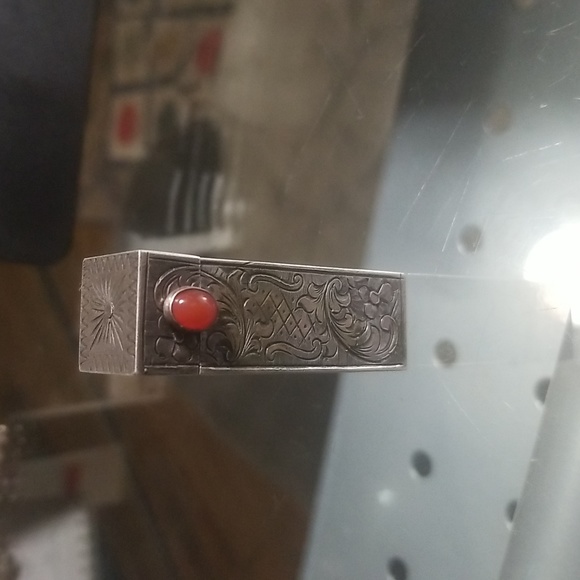 Vintage Silver Hand Etched Lipstick Compact - Picture 2 of 11